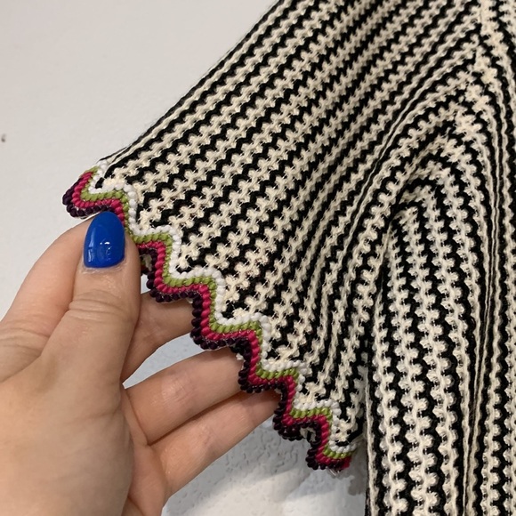 SAYLOR VERNA STRIPE CROCHET KNIT SHORT SET BLACK WHITE SMALL - Picture 5 of 11